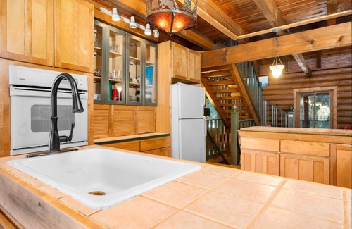 Charlevoix Cabin | Log Home 2 Hot Tubs sleeps 15 + 2nd apt available for rent sleeps 6 more ❤️pets