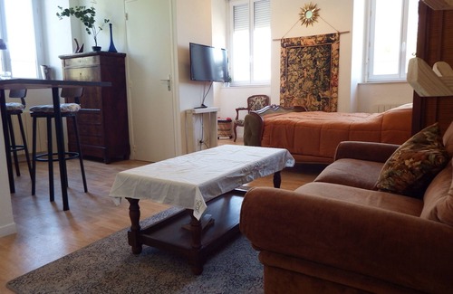 Montauban-de-Bretagne Apartment | Logement Dans Château en Campagne