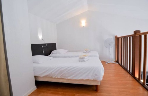 Azille Apartment | Logement :résidence Château de Jouarres - Azille