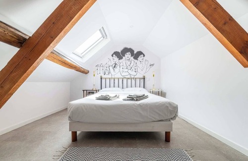Flavigny-sur-Ozerain Apartment | Logis Colette