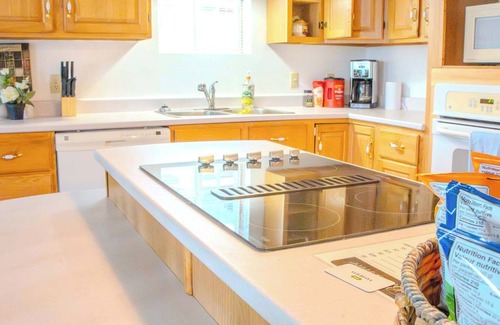 Rouyn-Noranda Apartment | Logis du Bonheur Summ