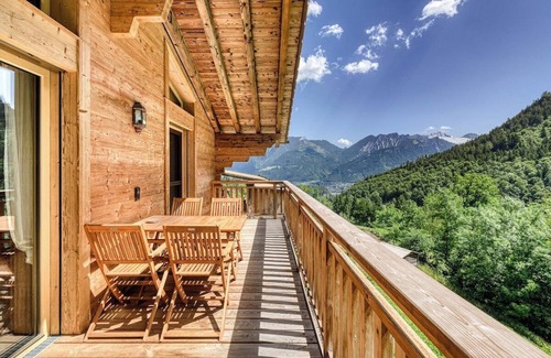 Buerserberg Apartment | Loisch - Dahoam with sauna and balcony