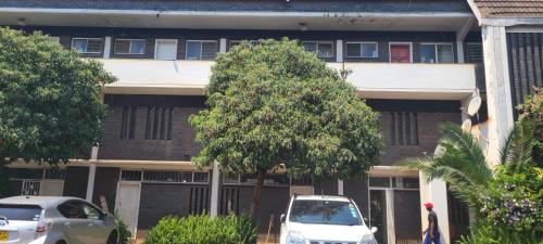 Harare Apartment | Lolo's 1bed Apt-Best location-2Balconies