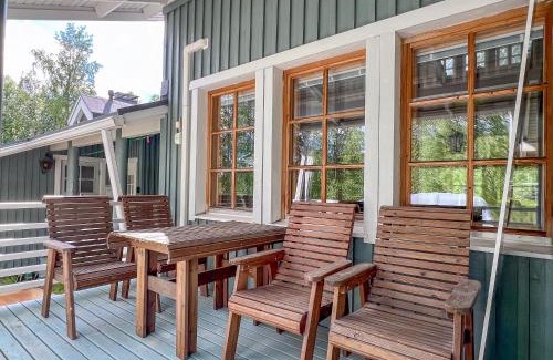 Rukatunturi Apartment | Lomakivakka - Roomy 2BD & loft by the lake, free wifi and sauna
