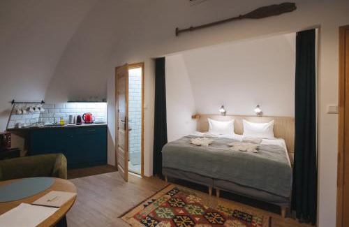 Tiszaorveny Apartment | Lombház