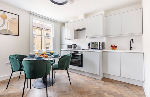 St Luke's Apartment | London City 1BR - Walk to Museum