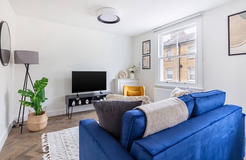St Luke's Apartment | London City 1BR - Walk to Museum