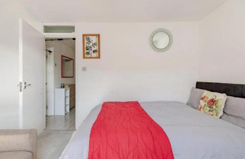 West Norwood House | London Home With A Beautiful View - Private Room