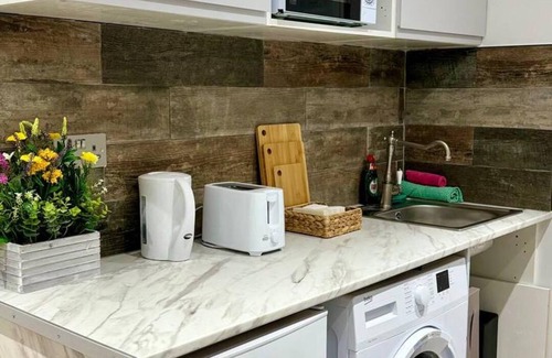 Holborn and Covent Garden Apartment | London Studio Escape - Grays Inn Road