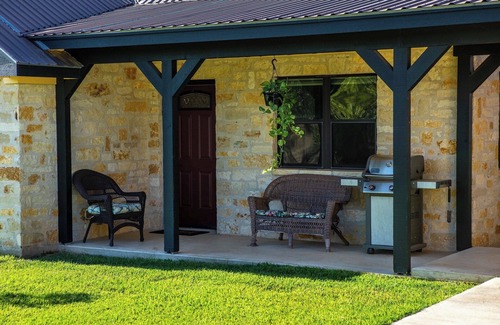 Fredericksburg House | Lone Wolf Ranch | Pet-friendly | Plentiful Wildlife