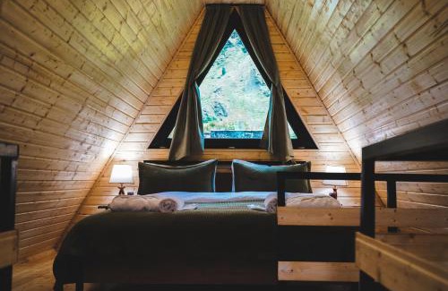 Stepantsminda Ski Chalet | Lonely Mountain