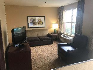 Webster Hotel | LoneStar Suites