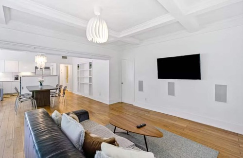 Alamitos Beach Condo | Long Beach Condo Home -Minutes Walk To The Beach