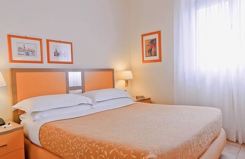 Zona XXX Castel Fusano Apartment | Long Stay Monthly Cheap Apartment with backyard garden