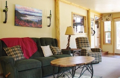 Breckenridge Ski Chalet | Long Term Winter Rentals (31 days minimum). PREFER RETIRED RENTERS.