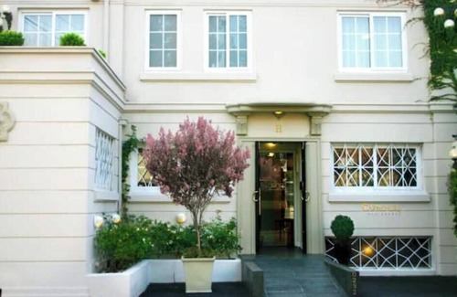 Barrio Italia Apartment | Longer Stay Boutique Residence
