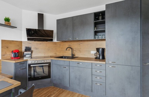 Benneckenstein Apartment | Look forward to a wonderful break in this luxurious vacation apartment close to lots of activities.