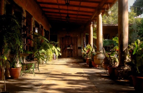 Juayua Hotel | Los 4 Olivos Hotel Boutique