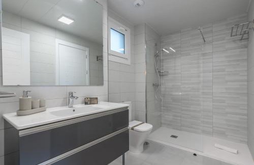 Ayamonte Apartment | Los Camaleones by Ĥ- Playa de los Haraganes HLCH3103