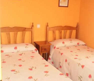 Fuentiduena House | Los Olmos Holiday Home