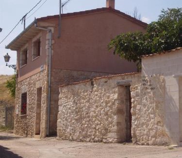 Fuentiduena House | Los Olmos Holiday Home