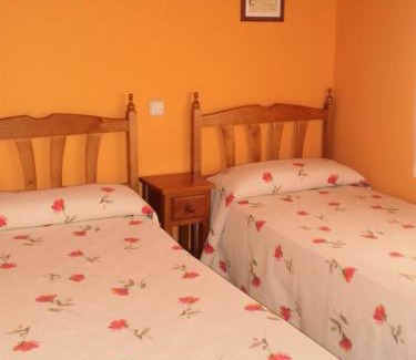 Fuentiduena House | Los Olmos Holiday Home