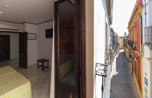 La Catedral Hotel | Los Omeyas Hotel