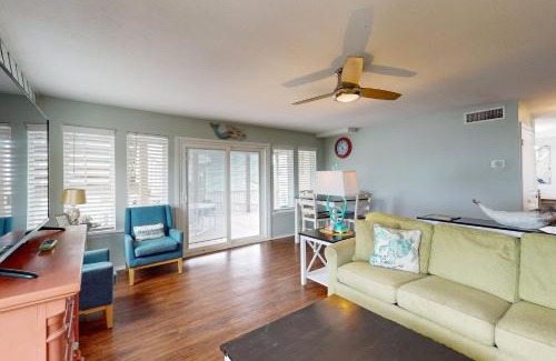 Port Aransas House | Lost Colony Salty Shamrock