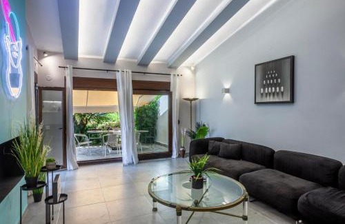 Sane Villa | Lost Palms Jacuzzi & Pool Villa