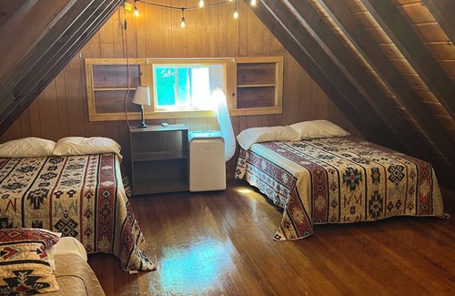 Northeast Michigan Ski Chalet | Lost Pines Lodge - Little A - Cabin 2 - Pet Friendly