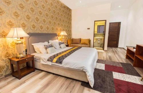 Madurawala Hotel | Lotus Grand View Hotel