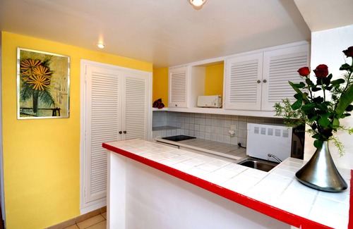 Sainte-Maxime Apartment | Lou Trelus