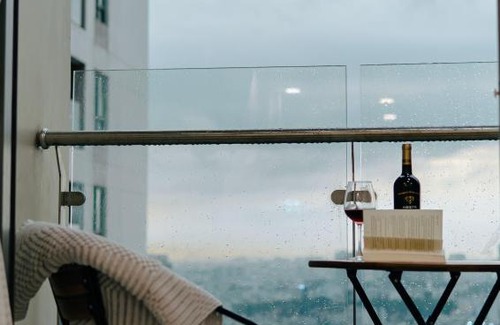 District 4 Apartment | Louisa The Gold View Apartment