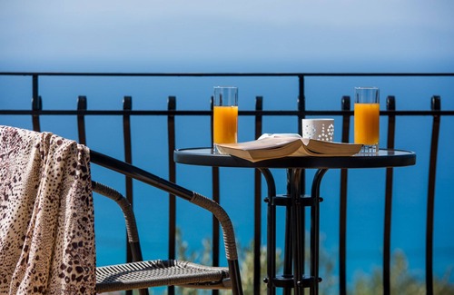 Vlachata Apartment | Lourdas amazing view - Studio Marinos.