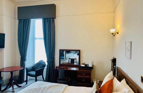 Perth Hotel | Lovat Hotel