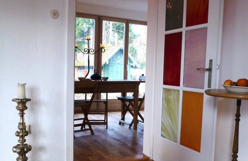 Bad Waldsee Apartment | Love for the individual, the city and nature and take pleasure in art.