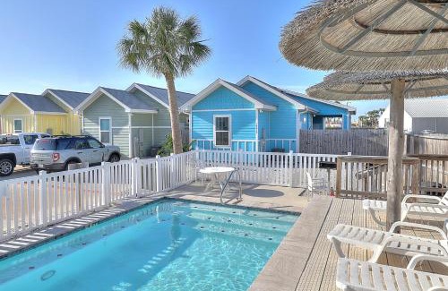Corpus Christi House | Love & Luck
