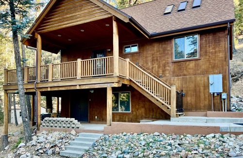 Prescott Cabin | Lovekin Cabin - Prescott Cabin Rentals