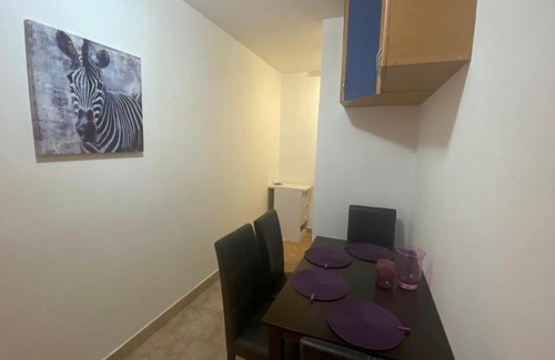 Velji Vinogradi Apartment | Lovely 1-bedroom apartment 2min from the beach