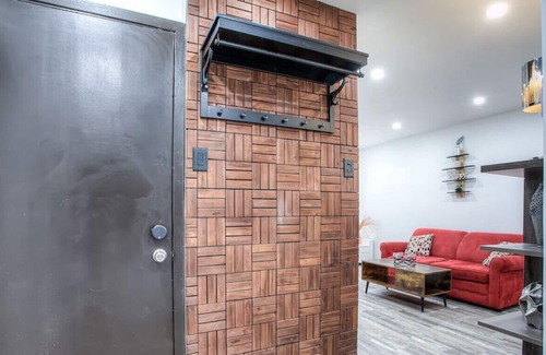 Mercier-Hochelaga-Maisonneuve Condo | Lovely 1BR condo with Parking