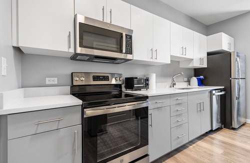 Everett Apartment | Lovely 1BR Near Encore Boston 8853