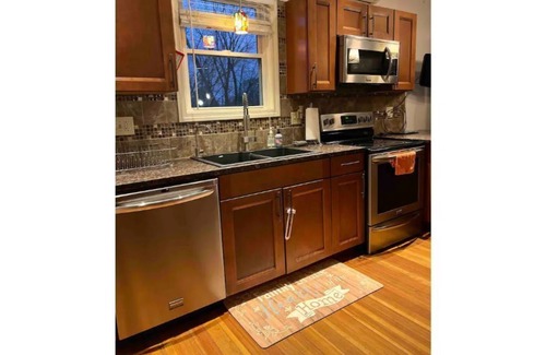 North Providence House | Lovely 2-bedrooms rental unit with free parking.