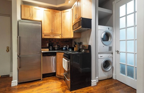 Tudor City Apartment | Lovely 2 bedroom Central Manhattan