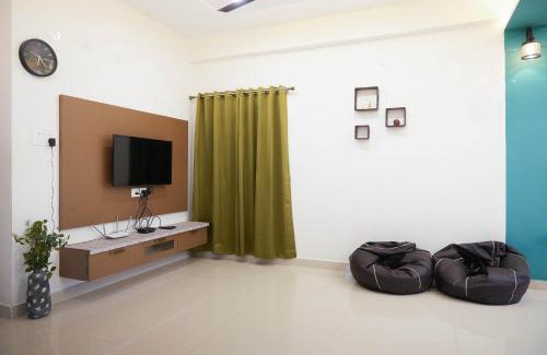 Gachibowli Apartment | Lovely 2 BHK house Near US Embassy at Gachibowli