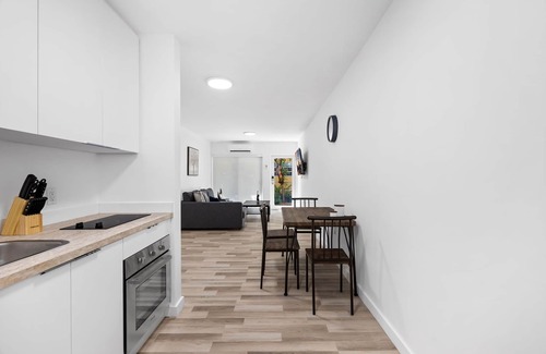 East Little Havana Apartment | Lovely 2BR, 10min Downtown.