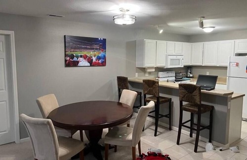 Lake Ozark House | Lovely 3-bed 3-bath condo right on the lake