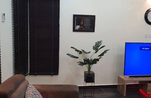 Ofin House | Lovely 3-bed House in Lekki , Terrace , ac ,wifi
