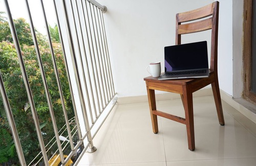 Ernakulam South Apartment | Lovely 3-br. flat at Kadavanthran