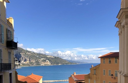 Alpes-Maritimes Apartment | Lovely apartment for 4 people with WIFI, A/C, TV, terrace and panoramic view