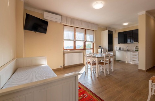 Castagnole Monferrato Apartment | Lovely apartment for 5 people with WIFI, A/C, TV and terrace
